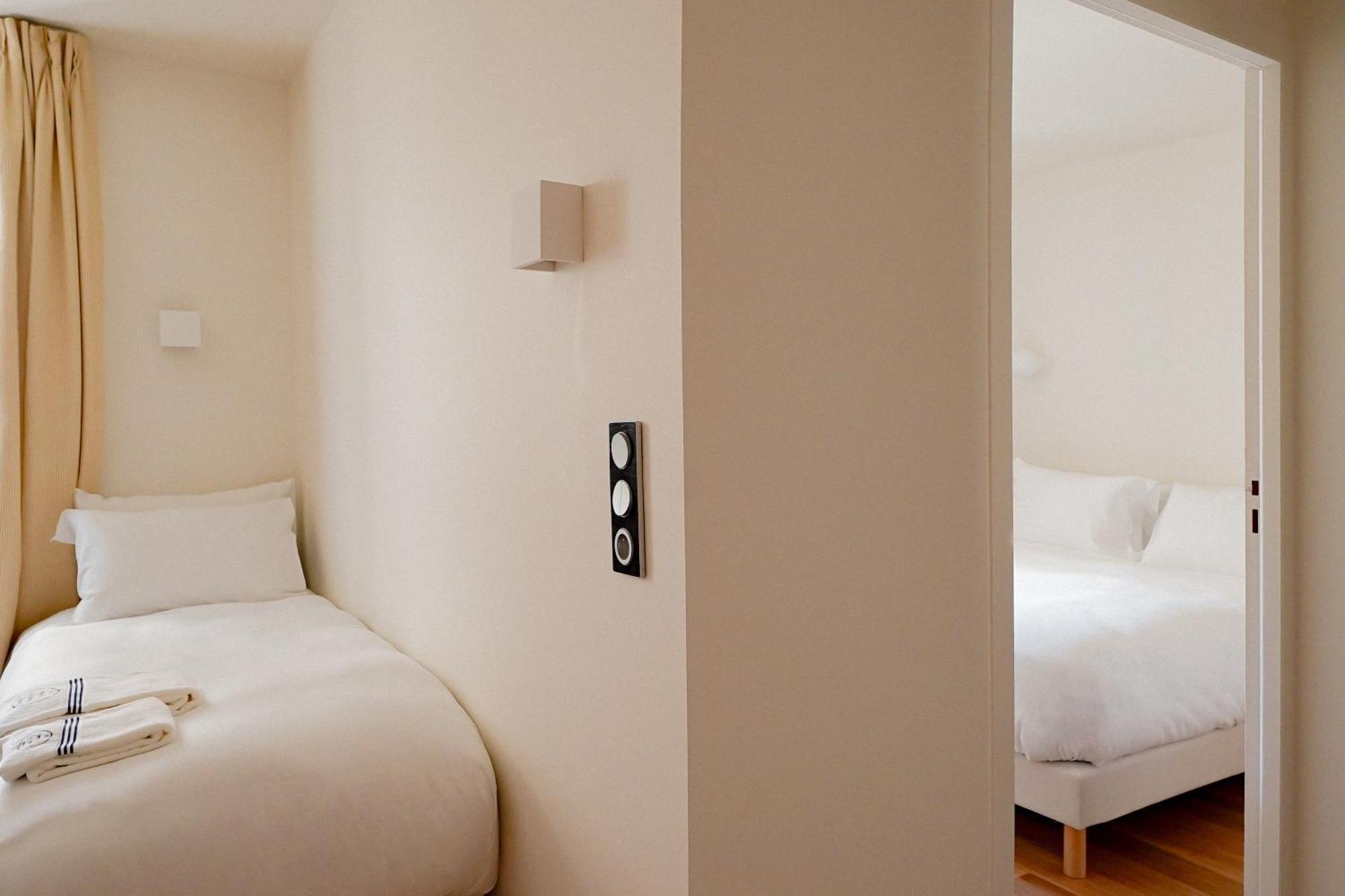 Alfred Hotels Les Halles Биарриц Экстерьер фото